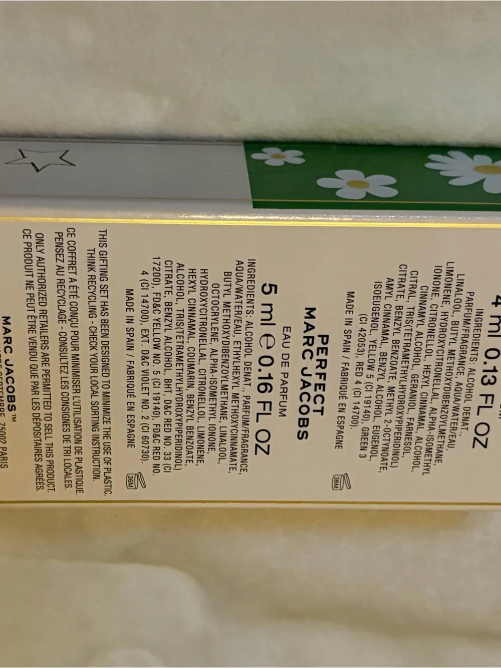 Marc Jacobs Daisy Wild & Perfect Mini Fragrance Set - Green & Pink